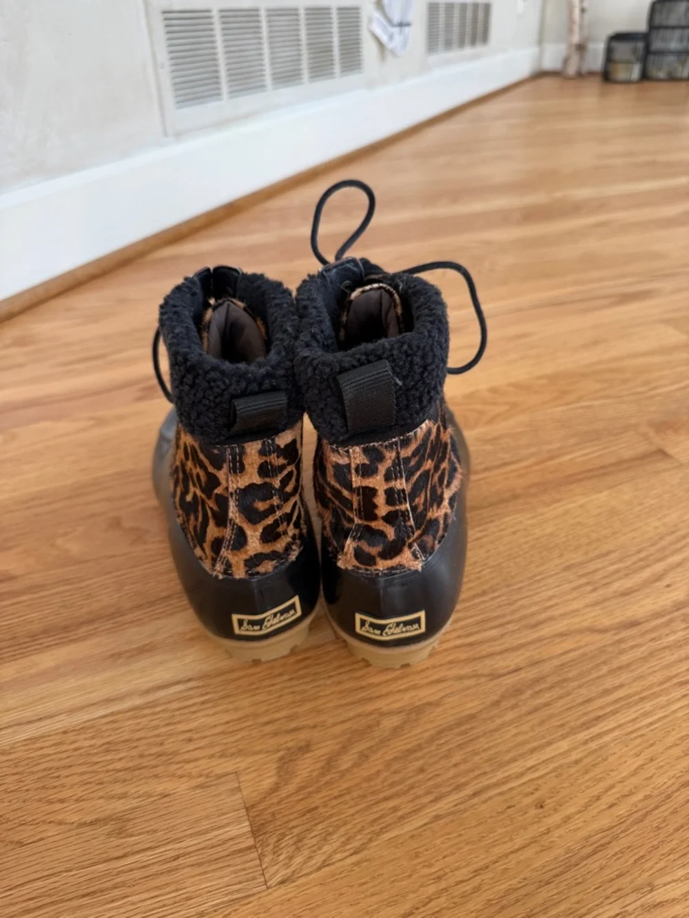 Sam Edelman Caldwell Women's Size 8 US LEOPARD HAIR Leather Duck Boots